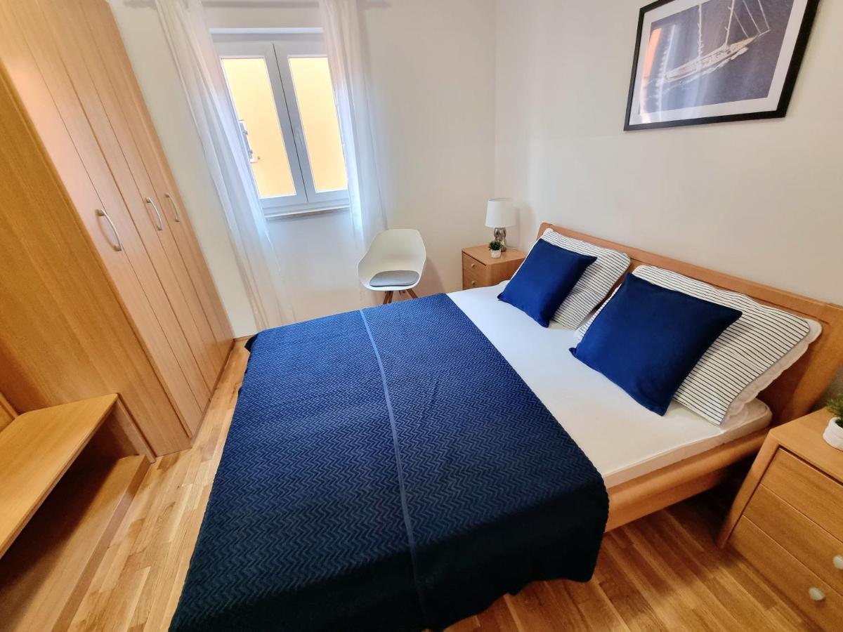 App Oleander Apartment Umag Exterior photo